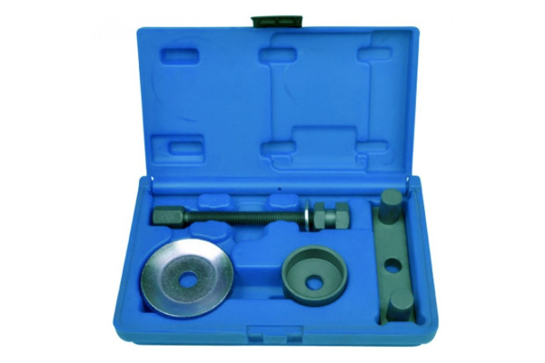 Набор инструментов для замены сайлентблоков заднего подрамника Ford Mondeo ROCKFORCE RF-905T5