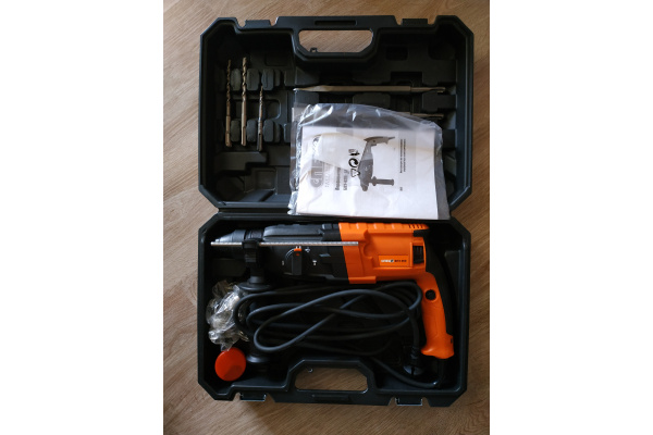 Перфоратор СПЕЦ БПЭ-900 3434