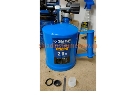 Профессиональная паяльная лампа Зубр ВУЛКАН со стальным эжектором 2,0 л 40652-2.0_z02 Профессиональная паяльная лампа Зубр ВУЛКАН со стальным эжектором 2,0 л 40652-2.0_z02