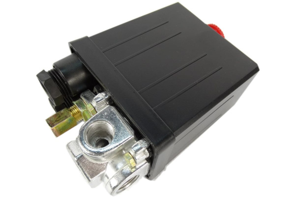 Реле давления прессостат для компрессора 380В Pegas pneumatic 2603