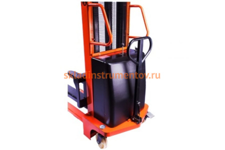 Гидравлический штабелер с электроподъемом TOR 15/30, 1,5 т 3,0 м (CTD) 12915301