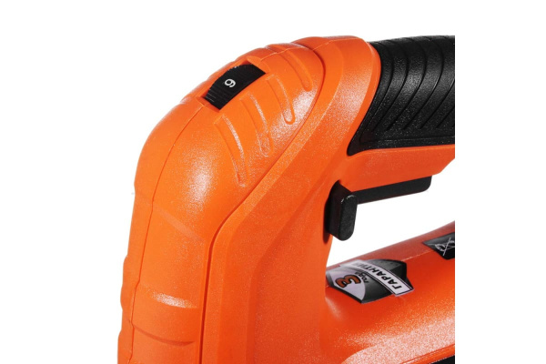 Электрический лобзик ЕРМАК ЛЭ-570 646-058