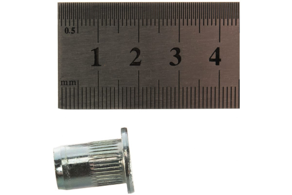 Заклепка с внутренней резьбой Bralo М8 СТ-ЦБН с насечкой 250 шт 0371108011