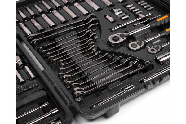 Универсальный набор автомеханика HORTZ №1 210 предметов HOR 121110