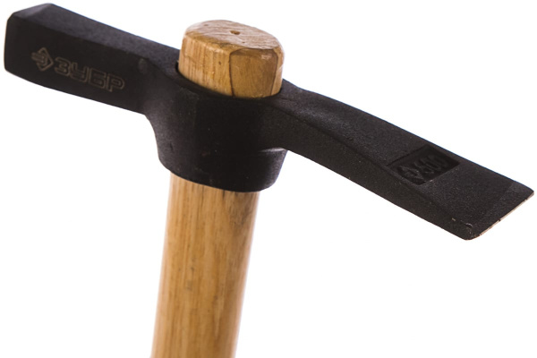 Молоток-кирочка каменщика 500 г ЗУБР МАСТЕР 2015-05_z01