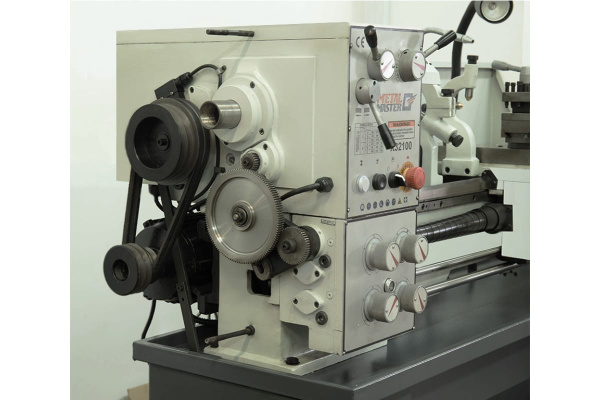 Токарно-винторезный станок (без УЦИ) MetalMaster X32100 16339