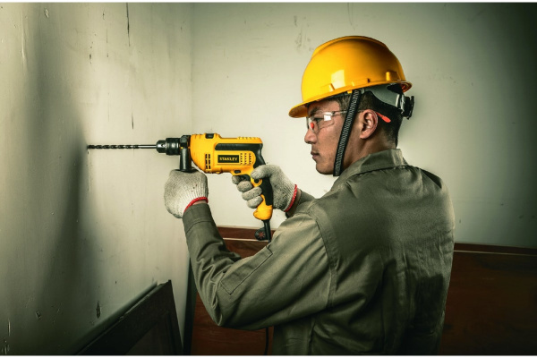 Дрель Stanley STDH6513