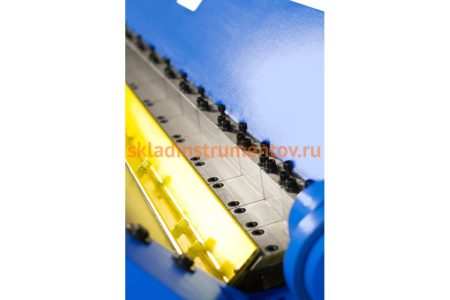 Листогибочный сегментарный станок BlackSmith ручной W2.0x2040A