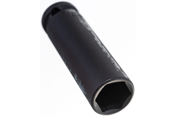 Торцевая ударная головка 1/2 х 17 мм, длина 82 мм, глубокая, тонкостенная, 6-гранная JTC-448117