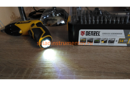 Аккумуляторная отвертка DENZEL CSL-36-01 26001