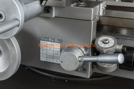 Токарный станок по металлу без СОЖ на подставке JET BD-11G 50000915M