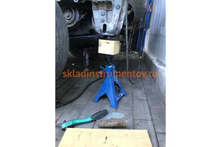 Регулируемые подставки под автомобиль 3 т STELS 51627