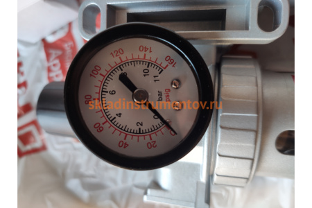 Лубрикатор 3/8 с пластиковым переключателем, давление 215 PSI,2500 л/мин, объем 125 мл. JTC JTC-JW0889-803