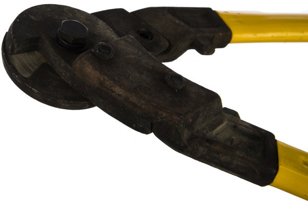 Тросорез STAYER PROFI для перекусывания тросов, закаленной проволоки и кабелей, трос до d 18мм, 1050мм 2335-105_z01