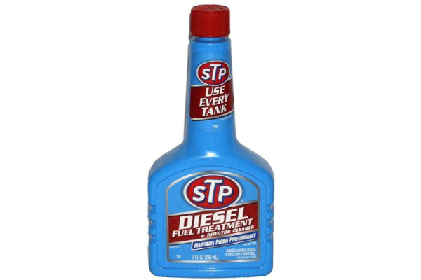 Добавка к дизельному топливу и очиститель инжекторов (на 60 л топлива) 236 мл STP 66242 (00008)