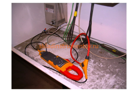 Токоизмерительные клещи Fluke 381