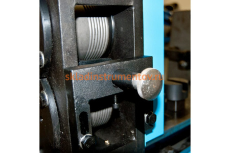 Универсальный кузнечный станок Blacksmith UNV3-02