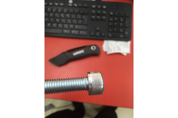 Винт ЗУБР DIN 912, М10x90 мм, 5 кг, 80 шт., кл. пр. 8.8, оцинкованный, 30318-10-090