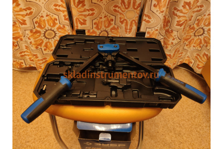 Двуручный заклепочник Зубр Р-М10 в кейсе 31056, для резьбовых заклепок М3-М10 31056