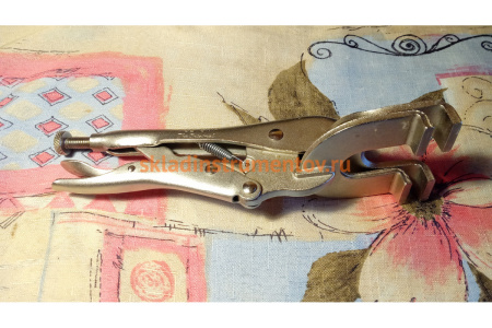 Зажим с фиксатором для кузовных панелей 225ММ Irwin 9AC 251