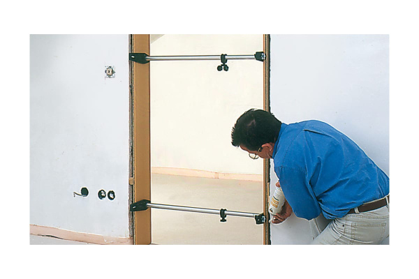 Распорка для установки дверных коробок BESSEY BE-TMS, 560-1010 мм