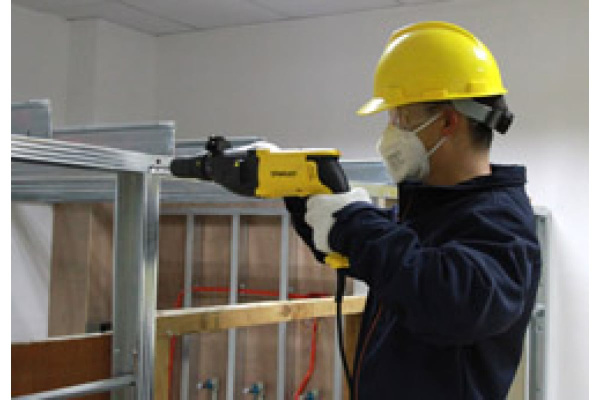 Перфоратор Stanley + патрон SHR264K