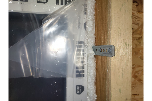 Оконная поворотная пластина ЗУБР ППО 150х25 х 1.2 мм для профиля REHAU 31045