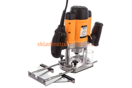 Фрезерная машина ВИХРЬ ФМ-1300 72/13/1