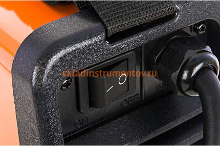 Инвертор Сварог ARC 205 + маска сварщика Инвертор Сварог ARC 205 + маска сварщика