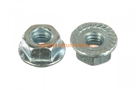 Гайка с фланцем Зубр МАСТЕР M4, 5кг (примерно 4134 шт.) 303630-04