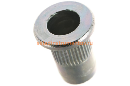 Заклепка с внутренней резьбой Bralo М4 СТ-ЦБН с насечкой 500 шт 0371104006