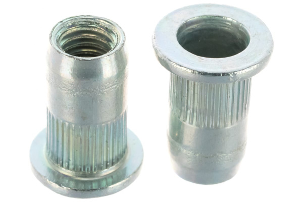 Заклепка с внутренней резьбой Bralo М5 СТ-ЦБН с насечкой 500 шт 0371105007