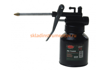 Масленка ROCKFORCE 250 мл металлическая RF-06912 Масленка ROCKFORCE 250 мл металлическая RF-06912