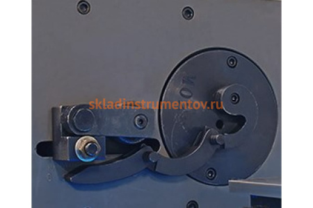 Универсальный кузнечный станок Blacksmith UNV3-02