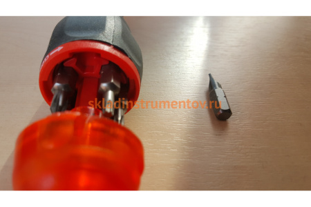 Отвертка с магнитным держателем под биты с набором бит 8шт. Felo 37320805