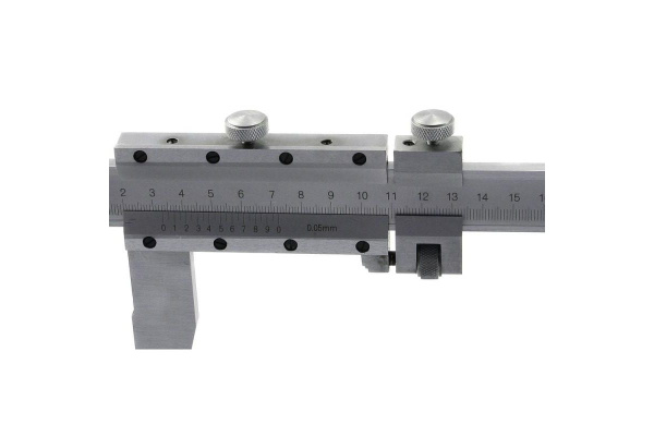 Штангенциркуль ШЦ-3-1000 0,05 губки 125мм ЧИЗ 29128