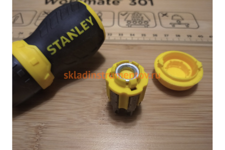 Реверсивная отвертка Stubby Multibit Stanley 0-66-358