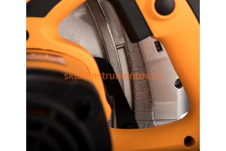 Дисковая пила Вихрь ДП-210/2000 72/11/5