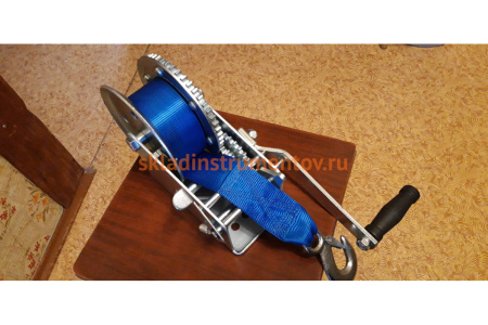 Ручная барабанная лебедка Зубр ПРОФЕССИОНАЛ ленточная 1,1т 10м 43115-1.1