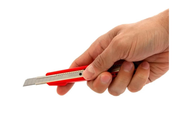 Сегментированный нож, 9 мм VIRA Auto lock 831211