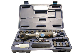 Угловой пневмогайковерт SUMAKE ST-5510K с набором головок 4118260