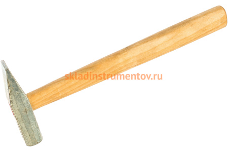 Оцинкованный молоток с деревянной рукояткой НИЗ 2000-02