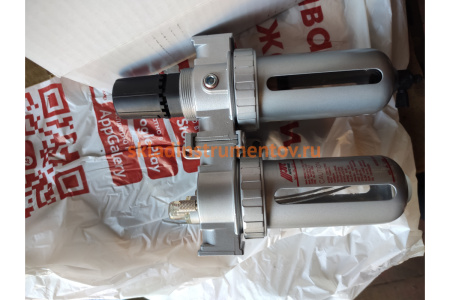 Лубрикатор 3/8 с пластиковым переключателем, давление 215 PSI,2500 л/мин, объем 125 мл. JTC JTC-JW0889-803