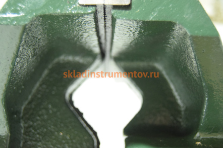 Слесарные поворотные тиски Дело Техники ТСС-140 392440