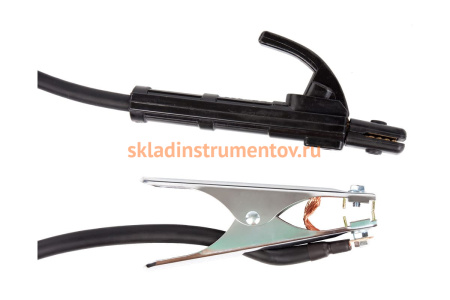 Инверторный аппарат электродной сварки QUATTRO ELEMENTI i-FORCE 210 PFC 771-626 Инверторный аппарат электродной сварки QUATTRO ELEMENTI i-FORCE 210 PFC 771-626