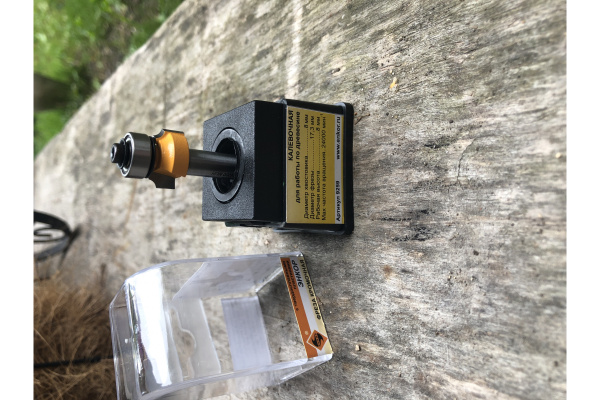 Фреза кромочная калевочная (17.3х8 мм; R 2.4 мм; хвостовик 8 мм) по дереву Энкор 9259