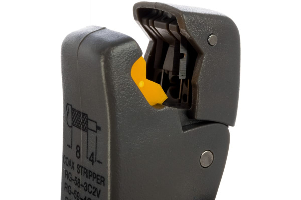 Вращающийся универсальный нож для зачистки коаксиальных кабелей ProsKit 6PK-322 С00035843