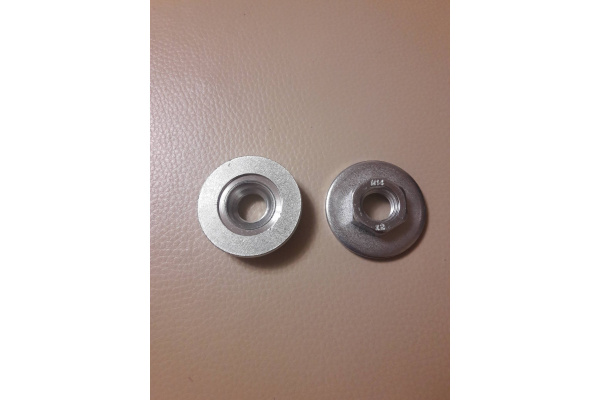 Планшайба резьба М14, посадка 22.2 мм, под гаечный ключ 22 мм для УШМ ПРАКТИКА 246-272