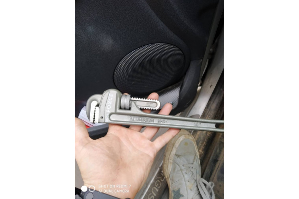 Трубный ключ с алюминиевой рукояткой ROCKFORCE 10" max захвата 50мм RF-68410