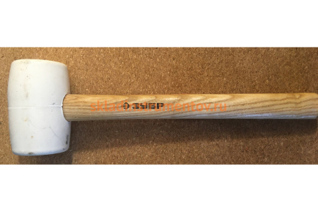 Резиновая белая киянка с деревянной ручкой 230г Зубр МАСТЕР 20511-230_z01